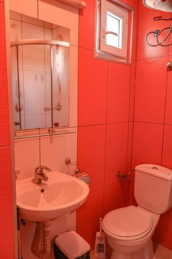 Apartman Saraiste Ohrid Buitenkant foto